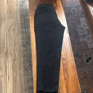 Black High-Waisted Business Casual Cropped Pants